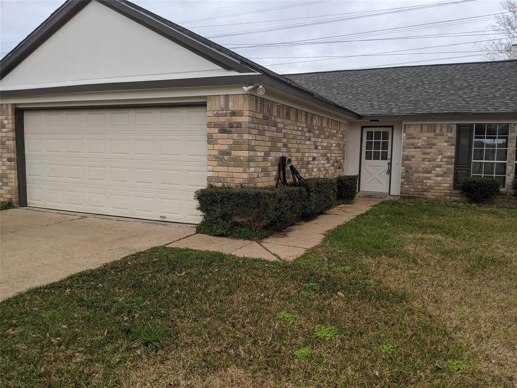 3315 Heatherock Circle - Photo 1