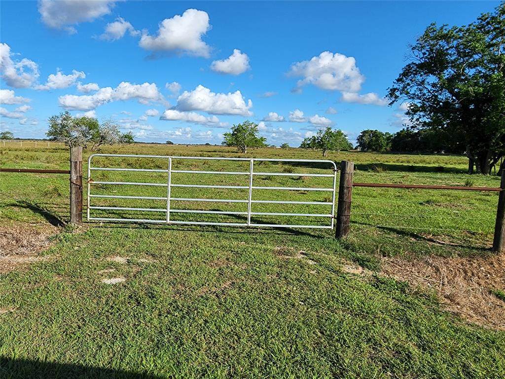 0 Fm 2431 - Photo 1