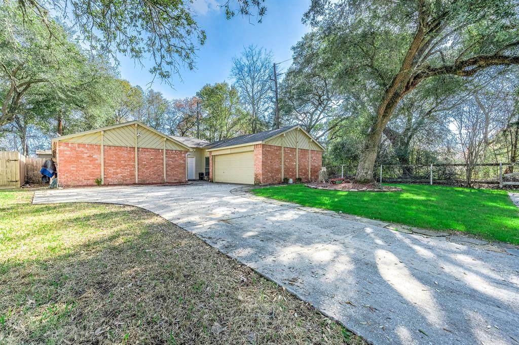 22206 Meadowrock Drive - Photo 1