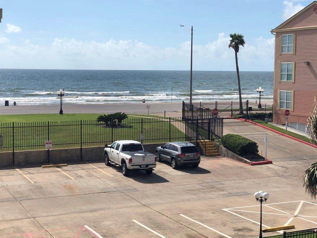 6300 Seawall Boulevard - Photo 1