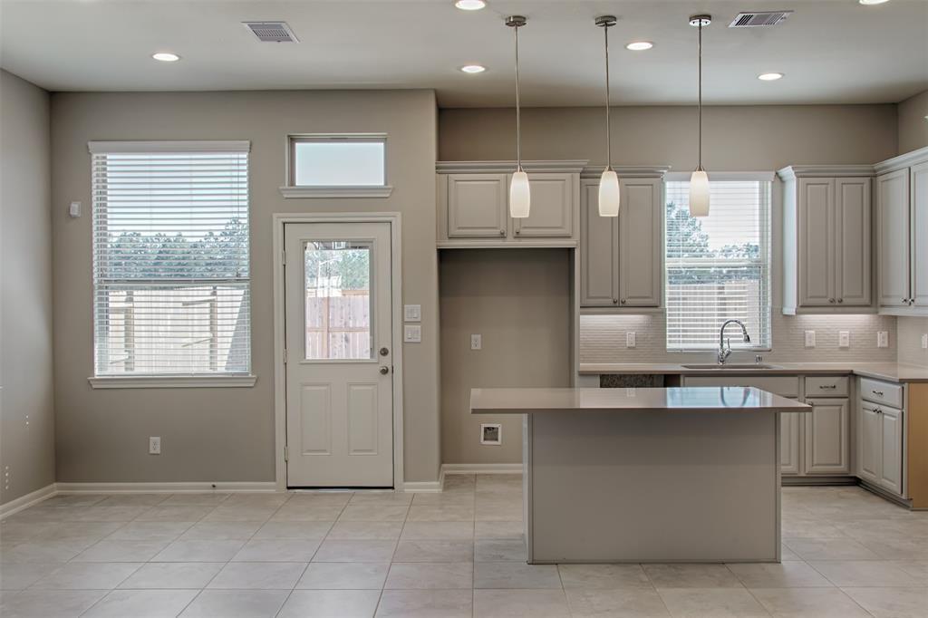 115 Axlewood Court - Photo 1