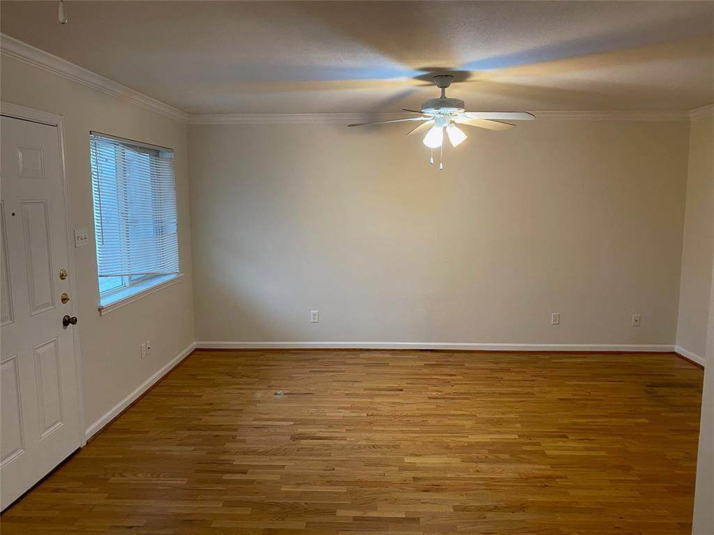 1520 Yale Street - Photo 1