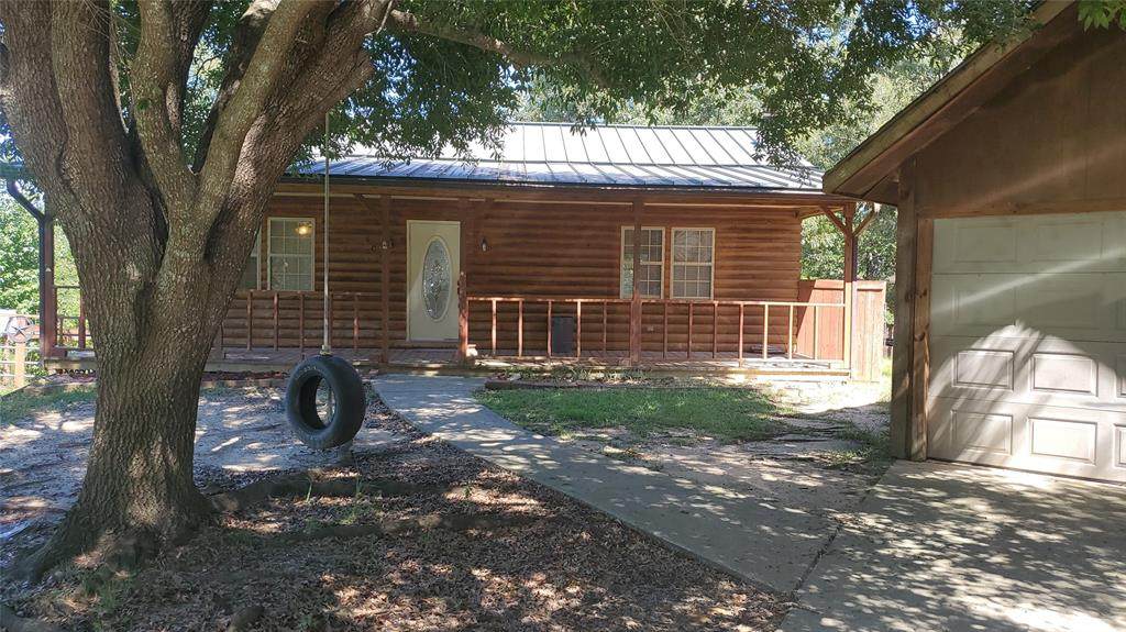 406 Paw Paw - Photo 1
