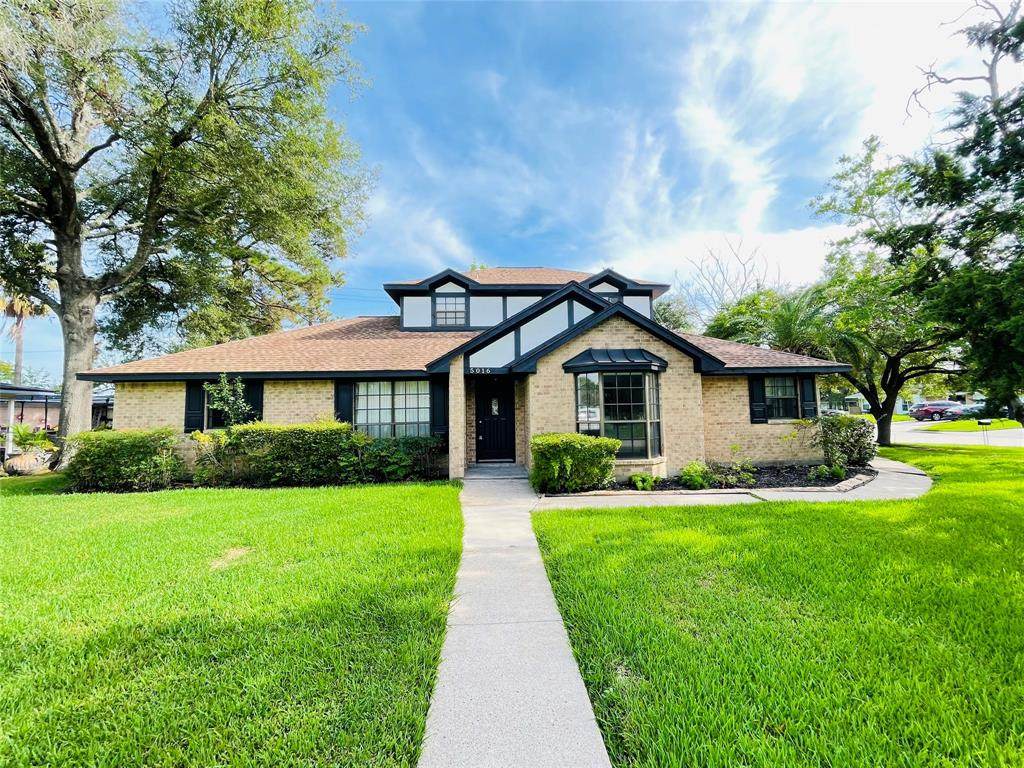 5016 Goose Creek Drive - Photo 1