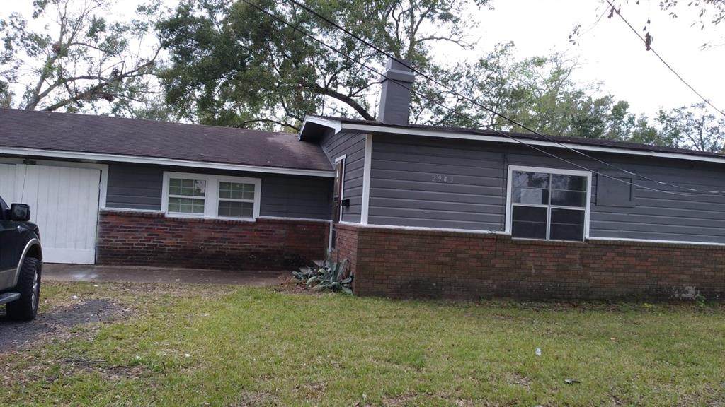2949 Elm Street - Photo 1