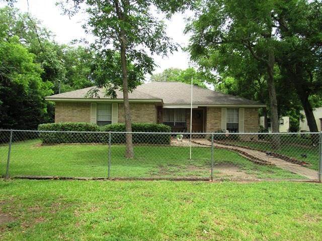 67 Sir Lancelot Drive - Photo 1