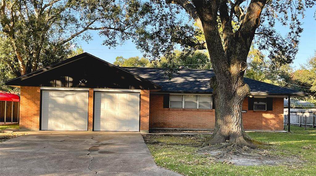 3128 Steveroy Street - Photo 1