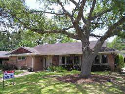 4601 Creekbend Drive - Photo 1