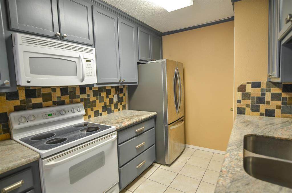 23235 Tree House Lane - Photo 1