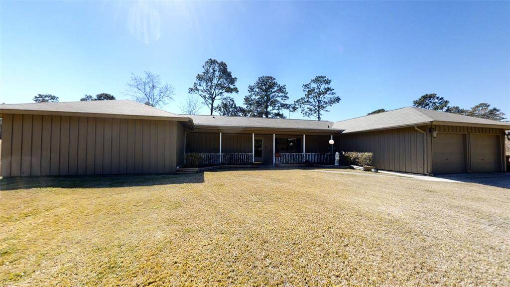 607 Masters Boulevard - Photo 1