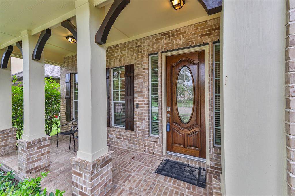 19 Azure Lake Court - Photo 1