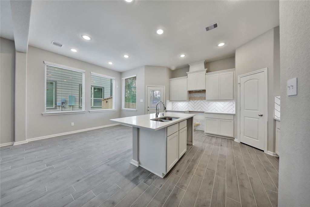 131 Axlewood Loop - Photo 1