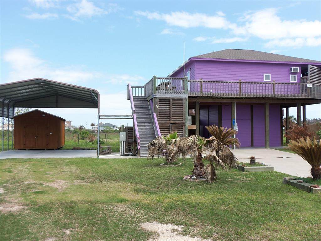 818 Mae Circle - Photo 1