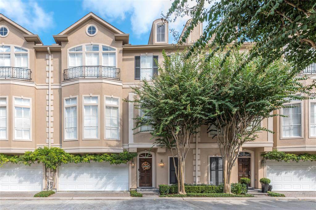 2910 Brompton Square Drive - Photo 1