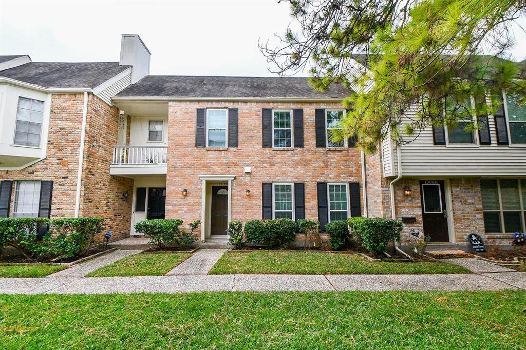 13090 Trail Hollow Drive - Photo 1
