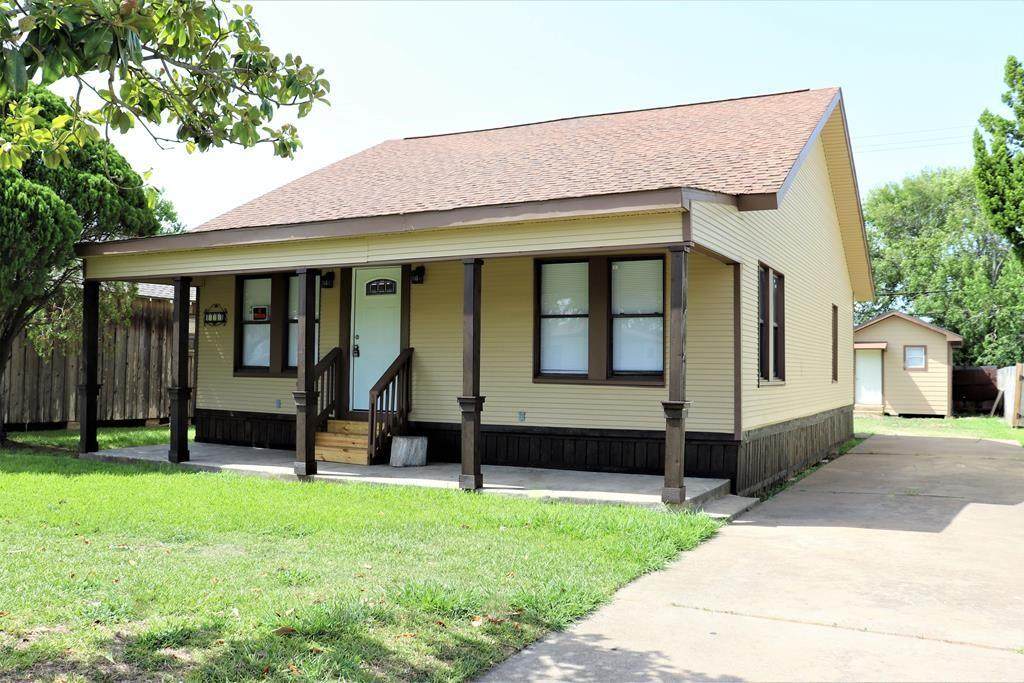 1114 4th Street - Photo 1