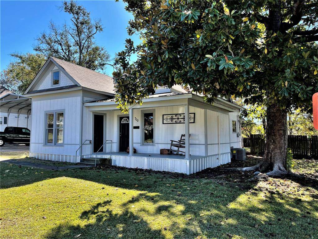 700 Cedar Street - Photo 1