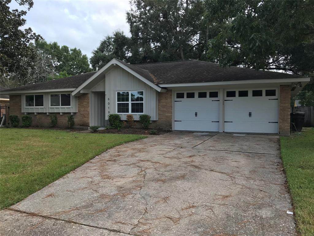 6019 Claridge Drive - Photo 1