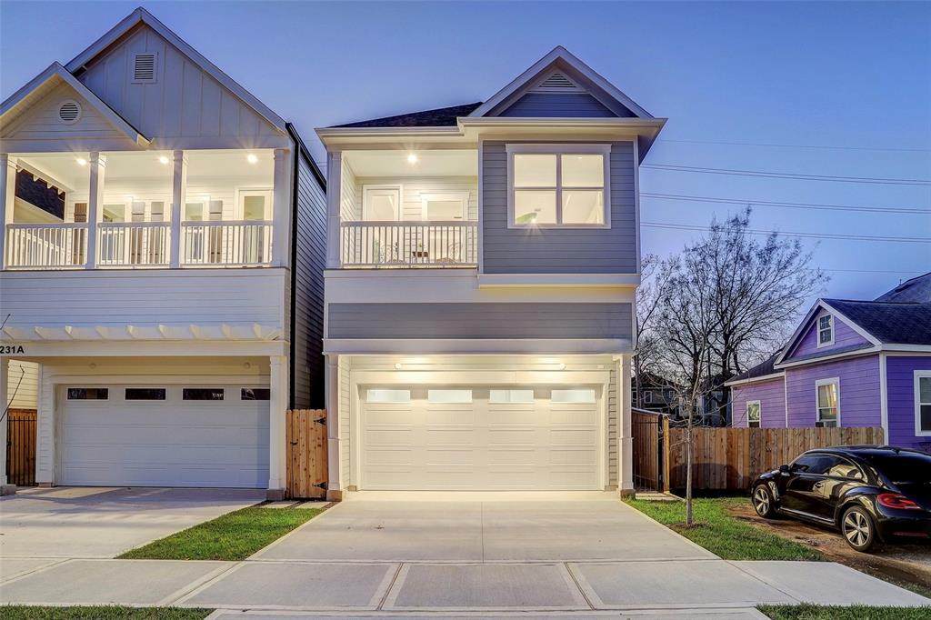 1226 Nicholson Street - Photo 1