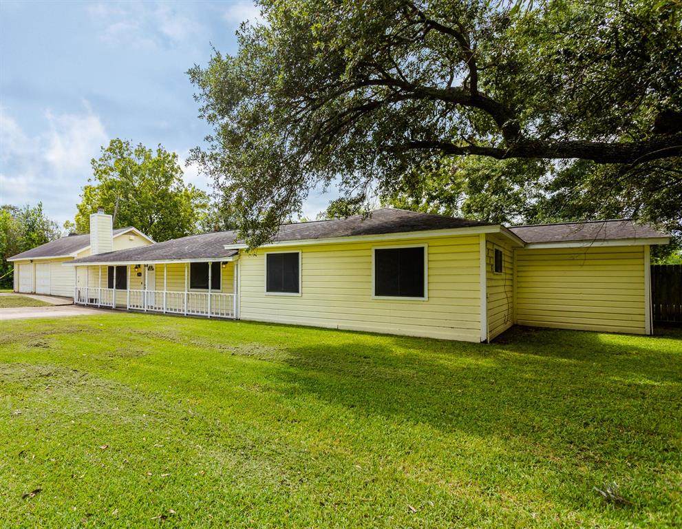 1316 Avenue K - Photo 1