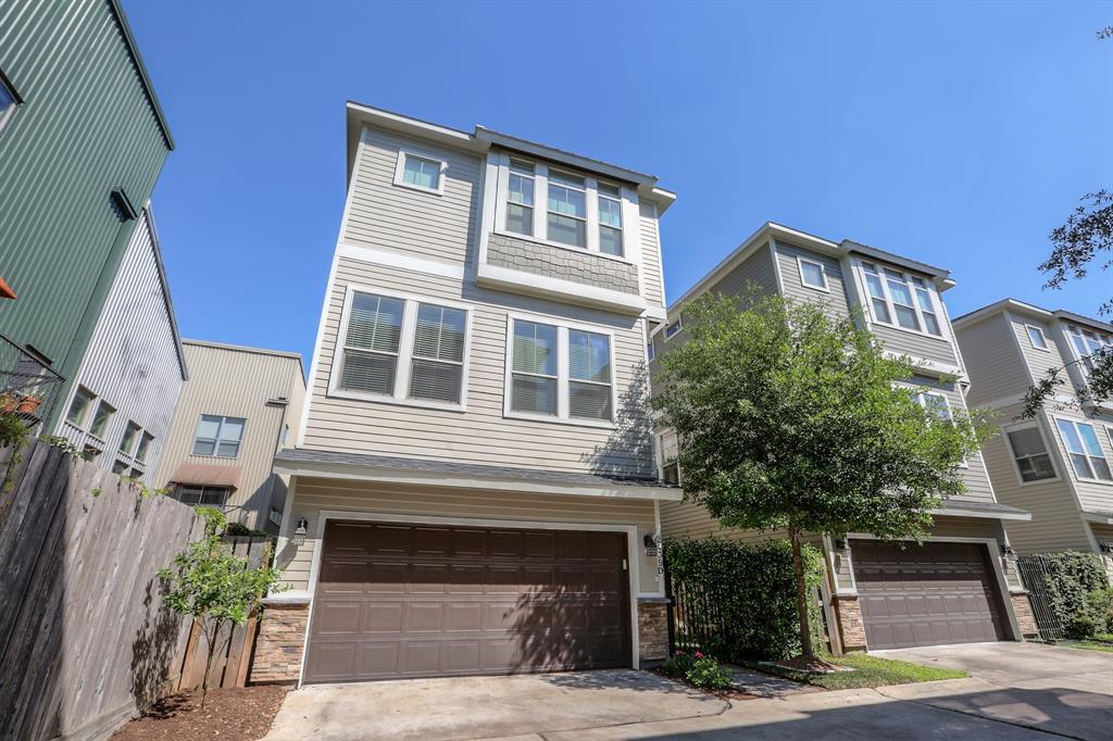 2435 Charleston Street - Photo 1