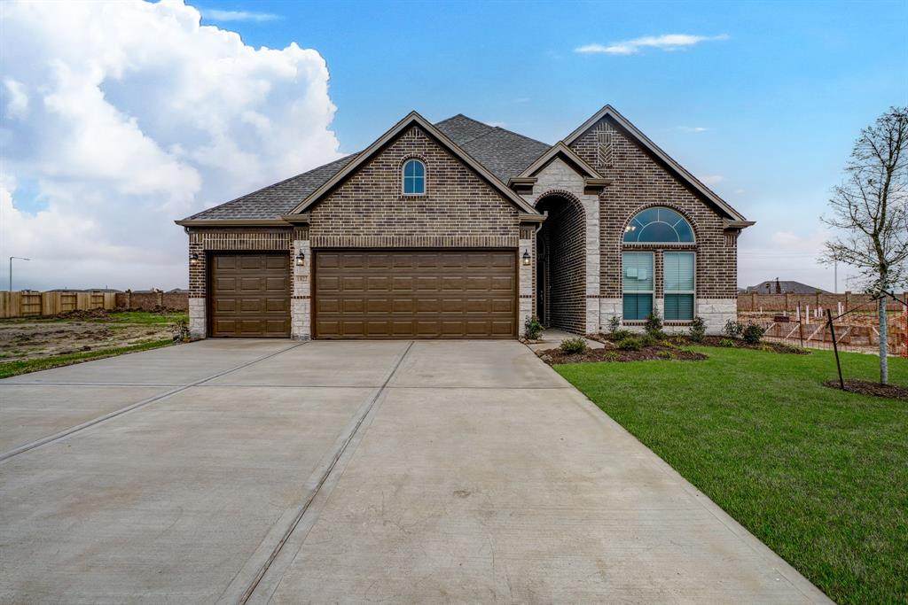 13122 Chateau Landing Drive - Photo 1