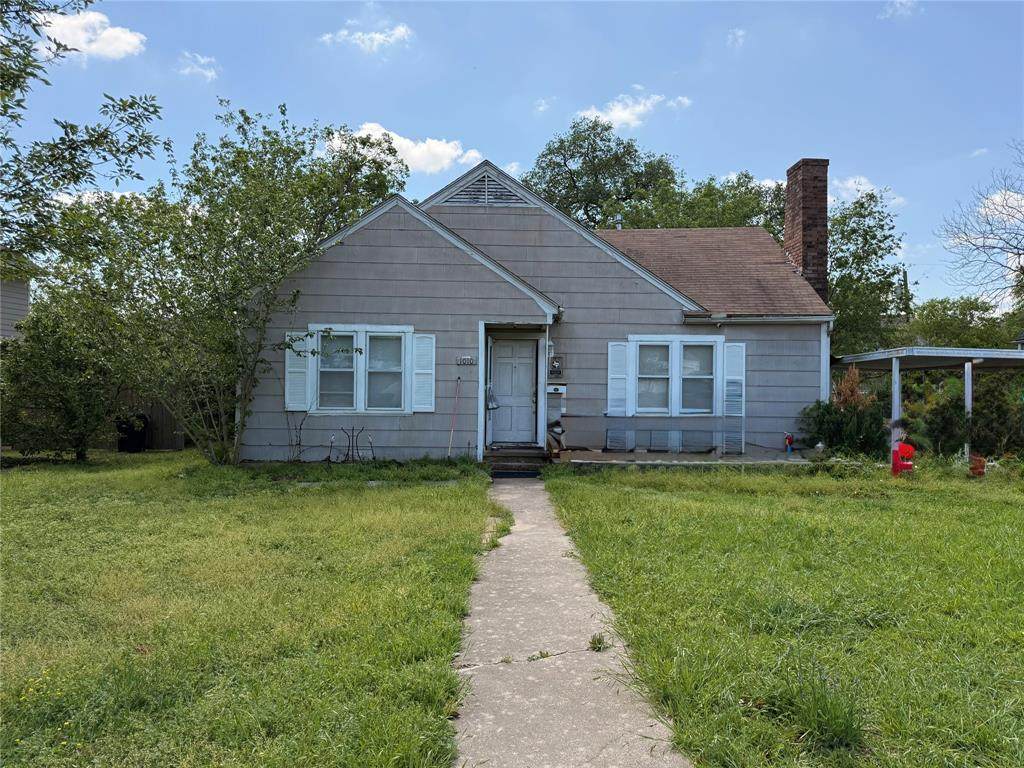 1010 Milner Drive - Photo 1