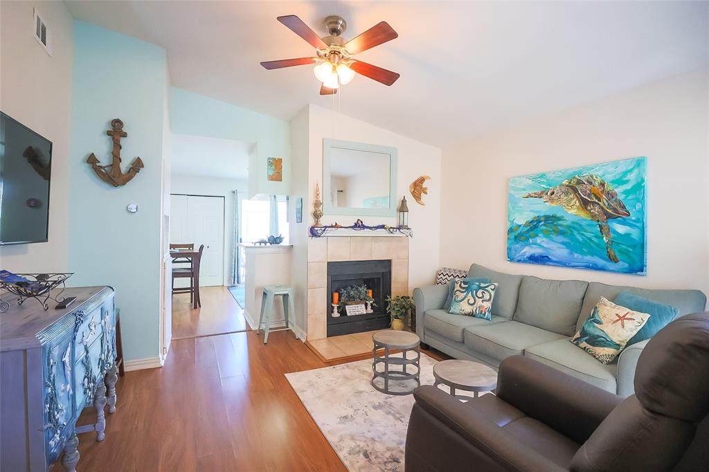 3506 Cove View Boulevard - Photo 1