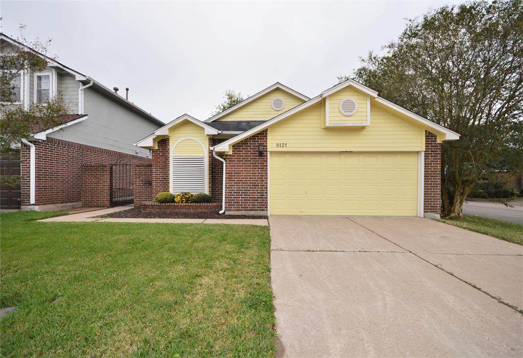 8121 Aspen - Photo 1
