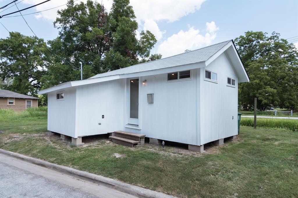 3709 Sauer Street - Photo 1