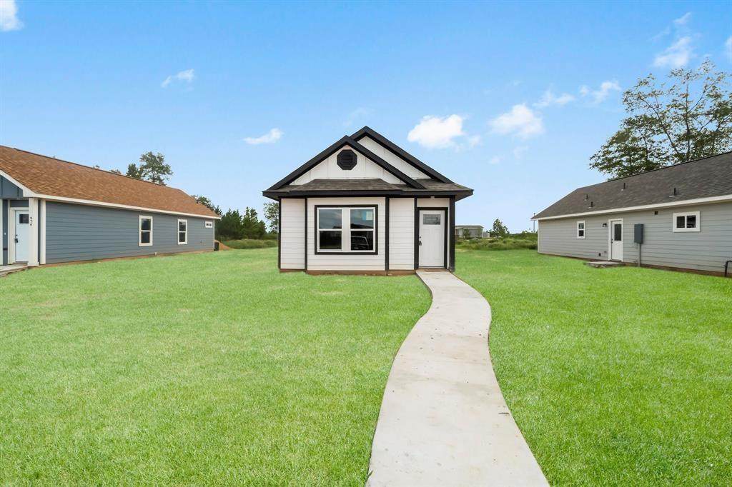349 Road 5704 - Photo 1