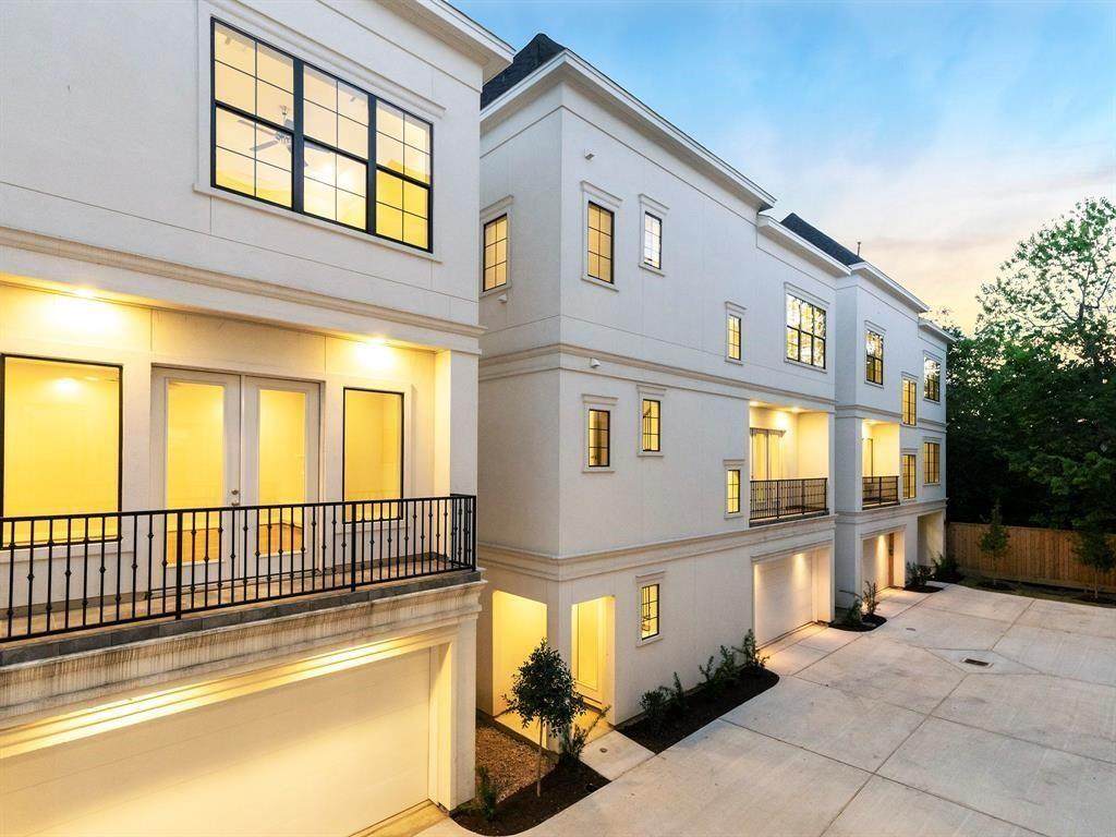 2511 Ohsfeldt Street - Photo 1