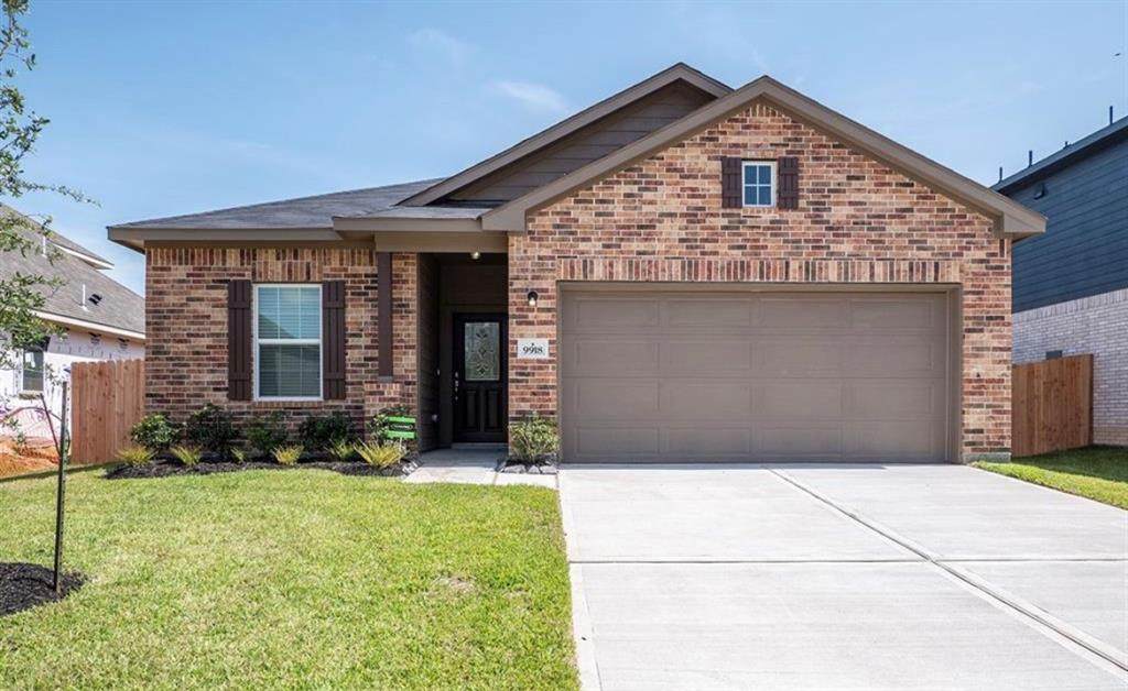 9918 Pine Forest Court - Photo 1