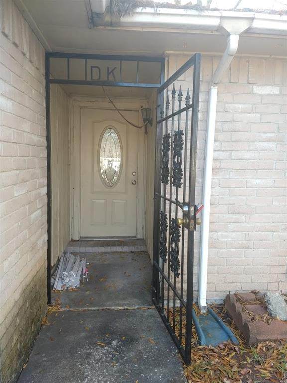 12315 Kings Chase Drive - Photo 1