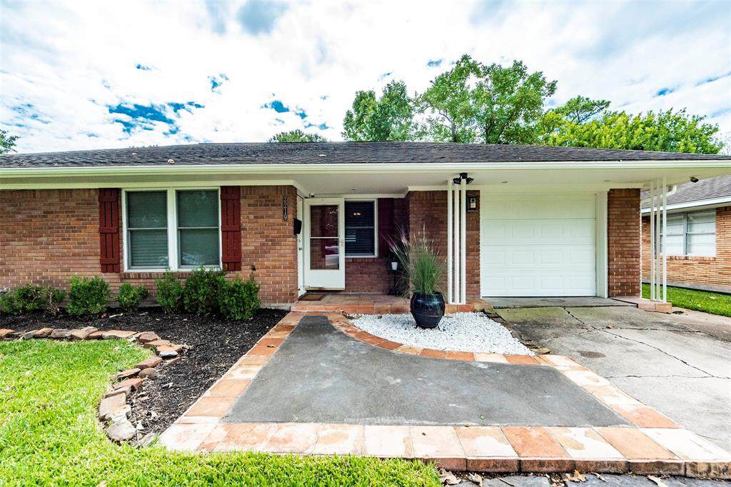 2219 Cheshire Lane - Photo 1