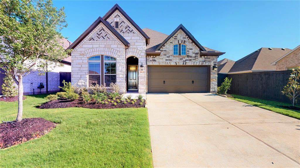 402 Jolly Ginger Drive - Photo 1