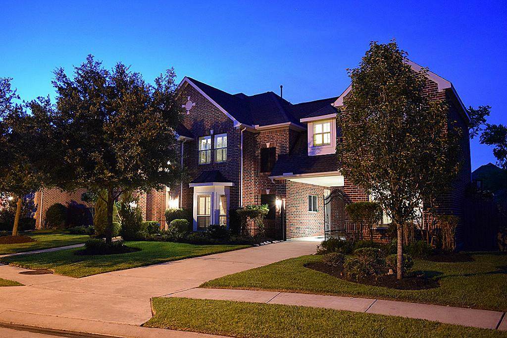 8807 Stowe Creek Lane - Photo 1