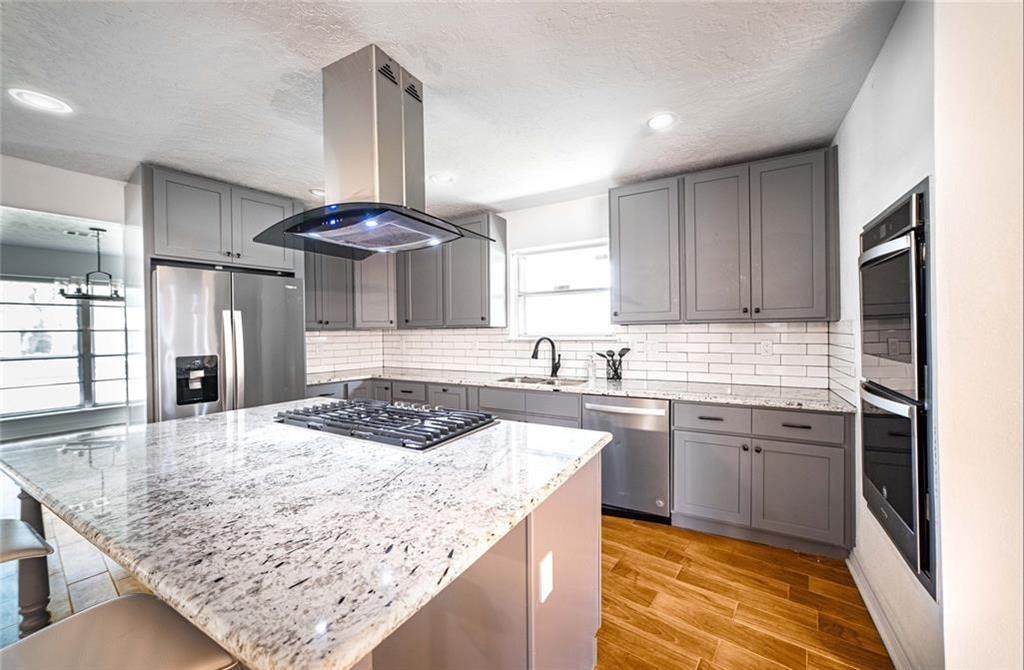 10011 Cliffwood Drive - Photo 1