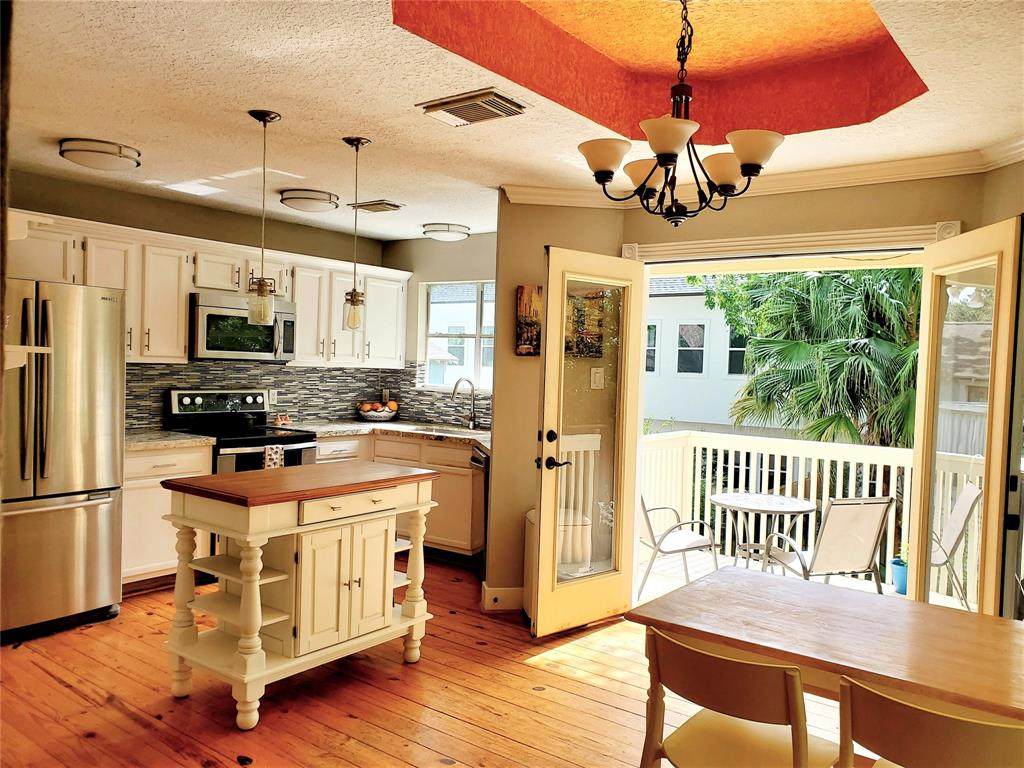 1411 Blair Street - Photo 1