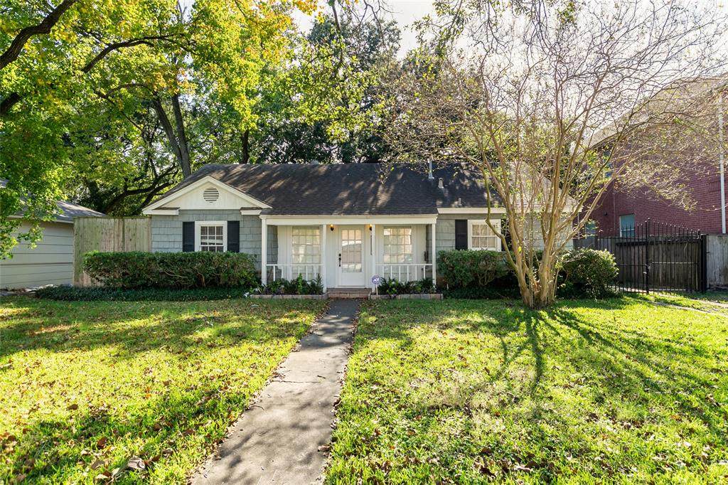 4705 Holt - Photo 1