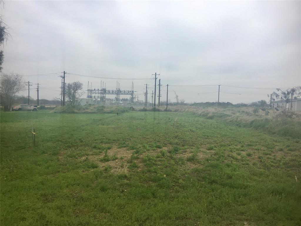 305 Bayou Street - Photo 1