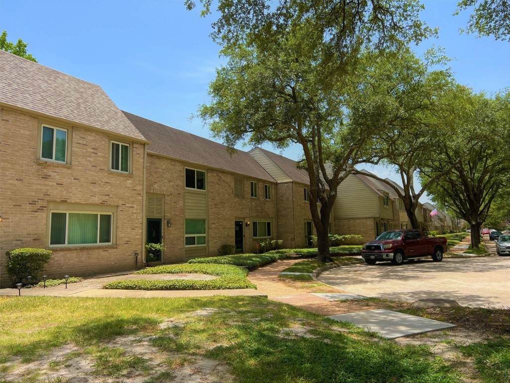 2130 Greenbriar Colony Drive - Photo 1