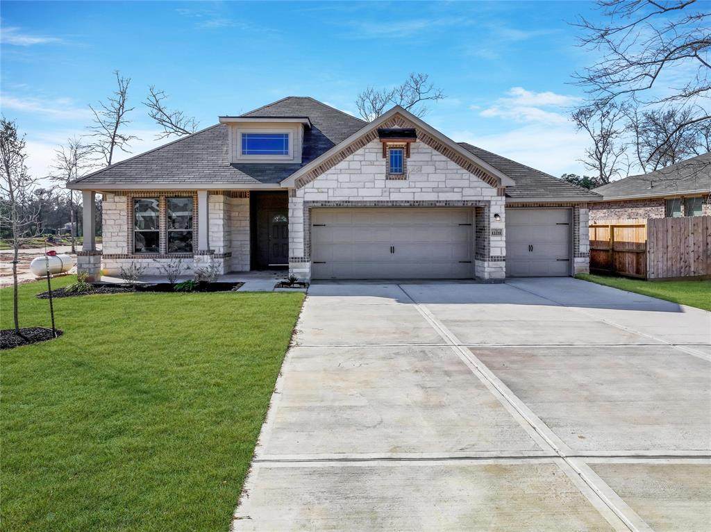 12211 Chestnut Hills Drive - Photo 1