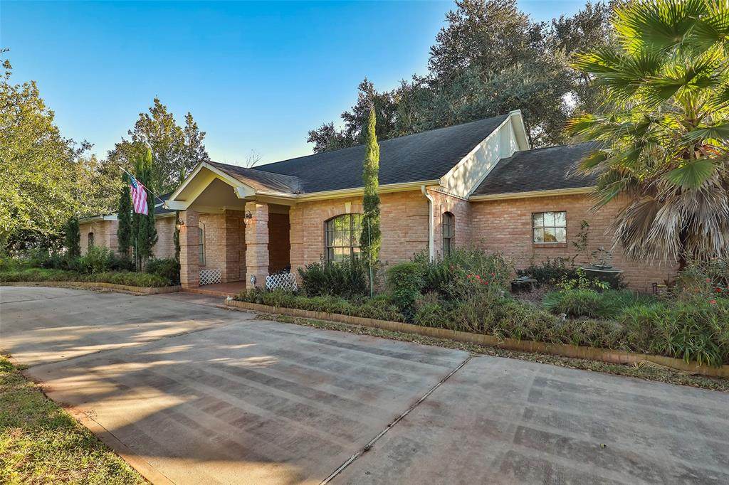 1467 Foster Lake Drive - Photo 1