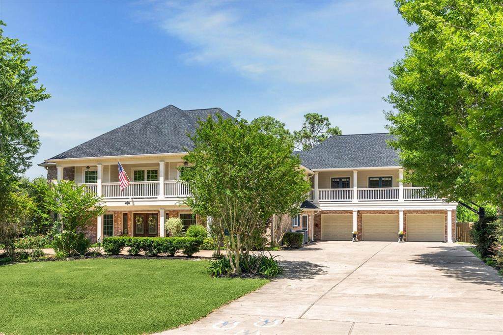 905 Evergreen Drive - Photo 1