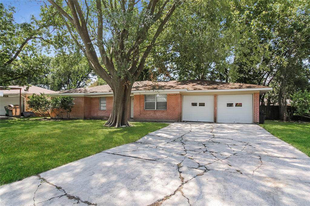 409 Pamela Drive - Photo 1