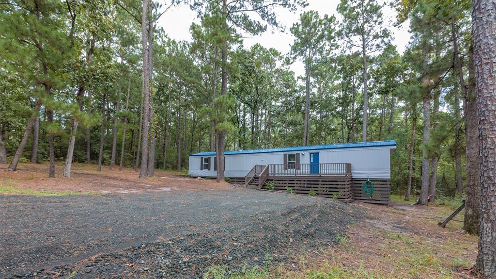 139 Robin Drive - Photo 1
