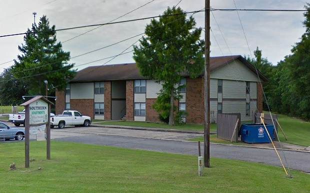 101 Southern Avenue - Photo 1