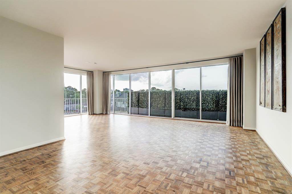 2200 Willowick Road - Photo 1