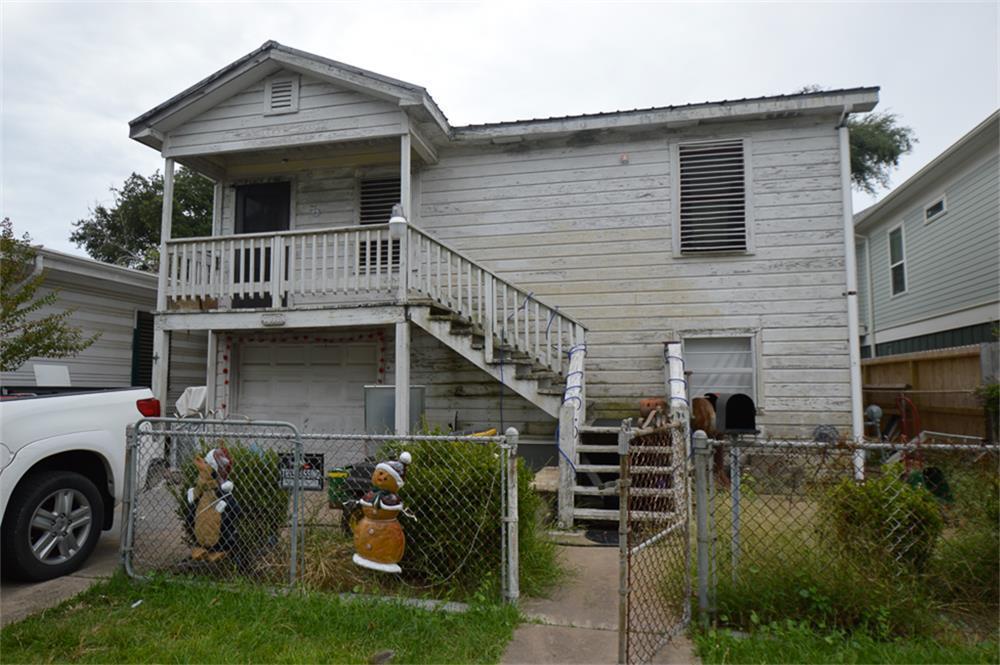 1617 Avenue L - Photo 1